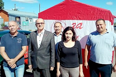 Мобильная приемная депутата прибыла в Чебеньки